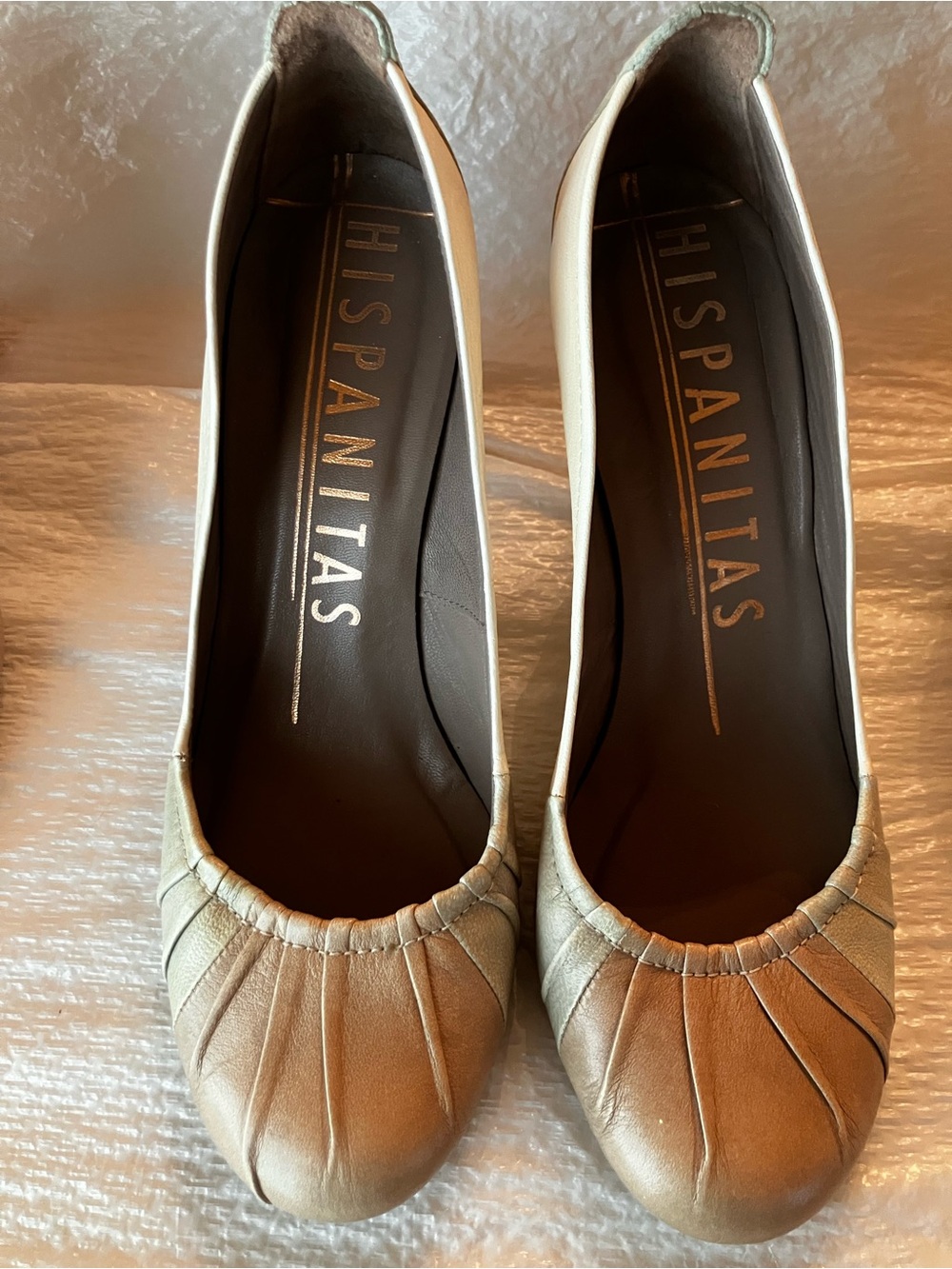 Hispanitas Women's Tan Leather Ballet Style Heels